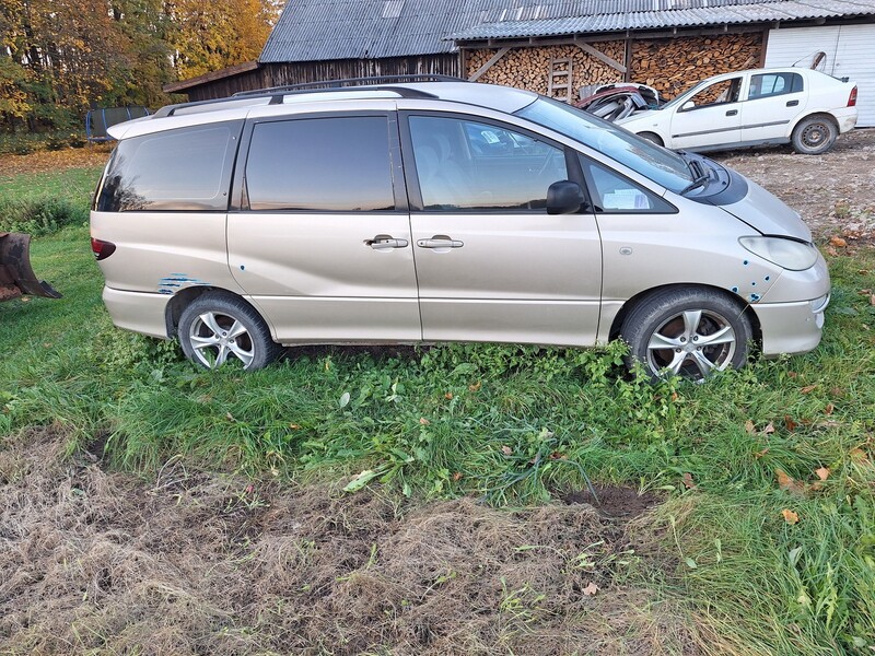 Toyota Previa 2001 m Vienatūris