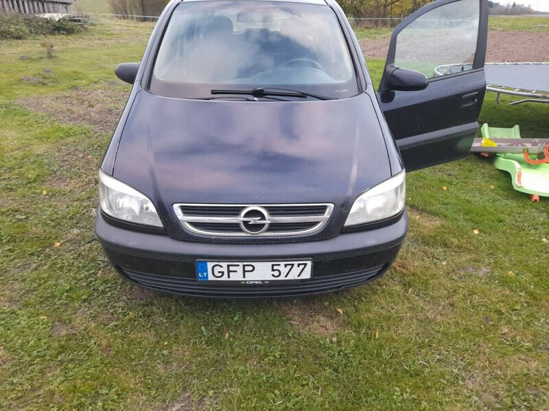 Opel Zafira 2002 m Vienatūris