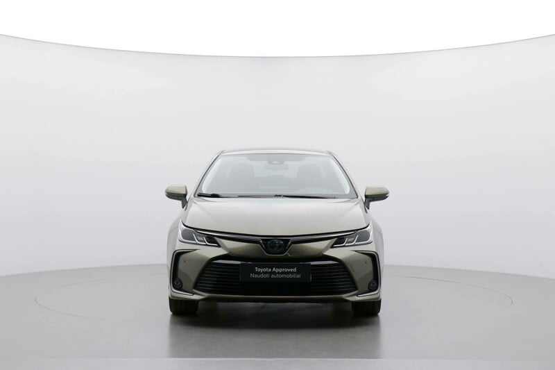 Фотография 5 - Toyota Corolla 2020 г Седан