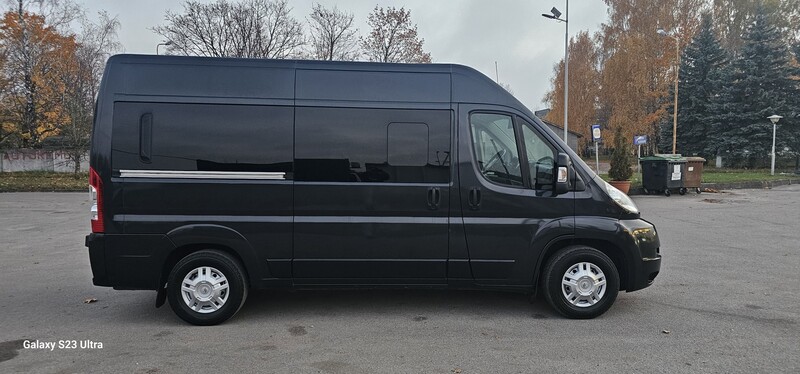 Photo 8 - Citroen Jumper 2013 y Minibus