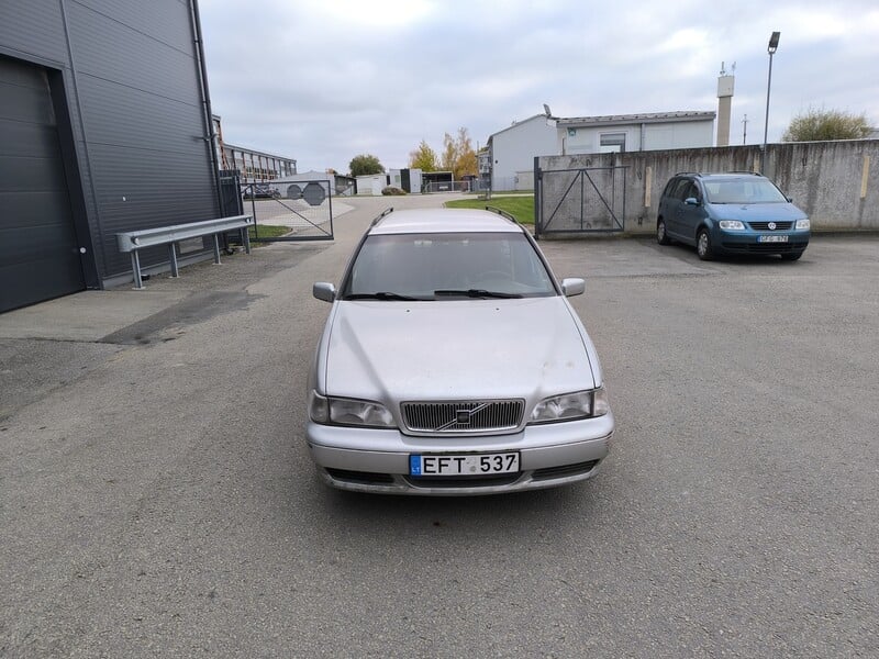 Volvo V70 1998 y Wagon