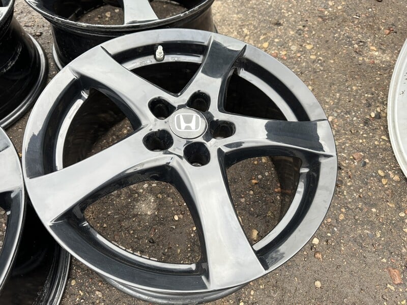 Photo 3 - Honda Siunciam, 7J Et50 light alloy R17 rims