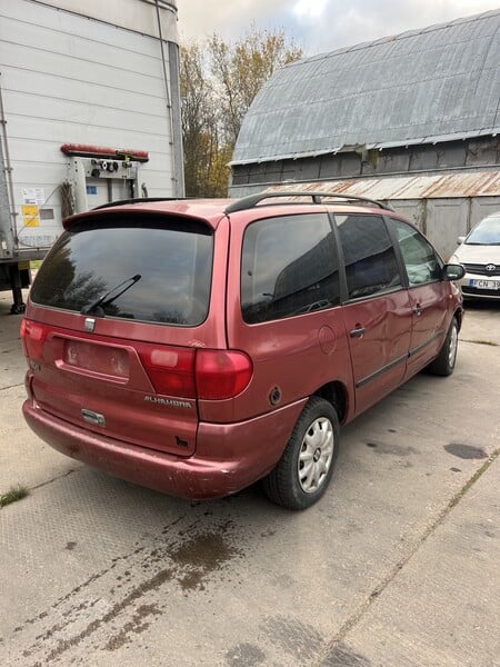 Photo 5 - Volkswagen Sharan 1998 y Van