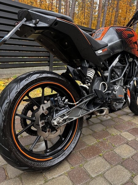 Photo 3 - KTM Duke 2012 y Classical / Streetbike motorcycle