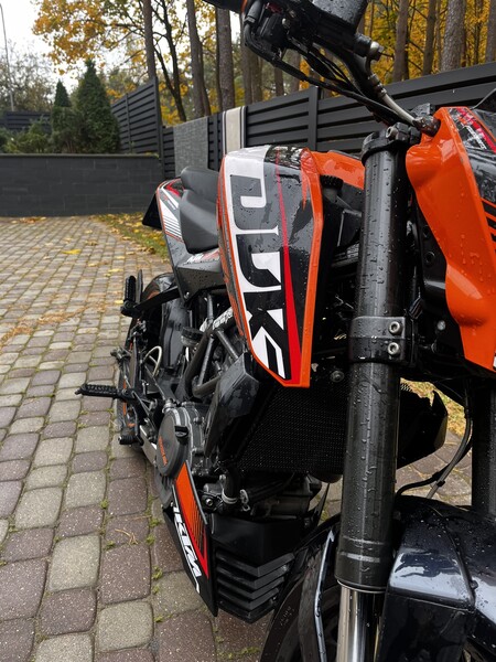 Photo 5 - KTM Duke 2012 y Classical / Streetbike motorcycle