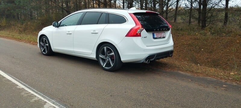 Photo 4 - Volvo V60 2012 y Wagon