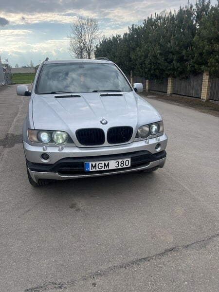 Bmw X5 2001 m Visureigis / Krosoveris