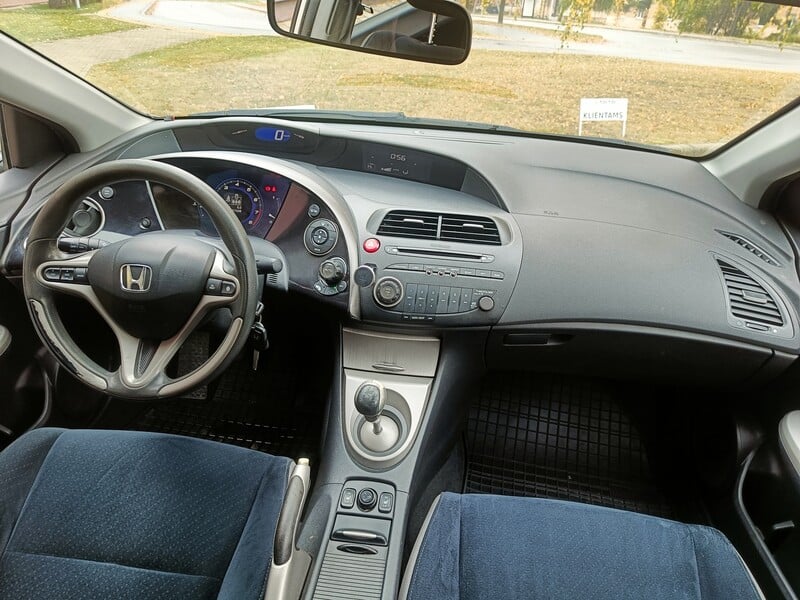 Nuotrauka 17 - Honda Civic 2008 m Hečbekas