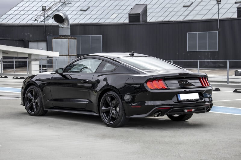 Photo 6 - Ford Mustang VI 2021 y