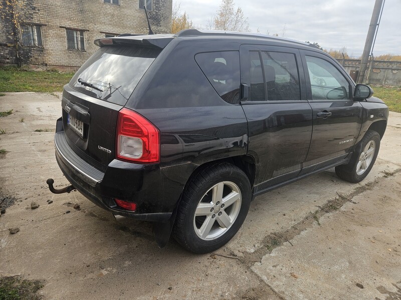 Photo 2 - Jeep Compass 2011 y Off-road / Crossover