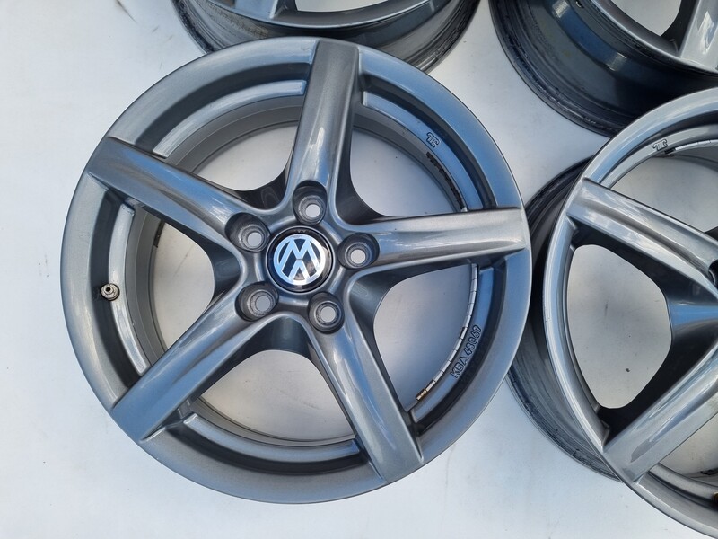 Photo 4 - Volkswagen Golf, Touran Golf light alloy R16 rims