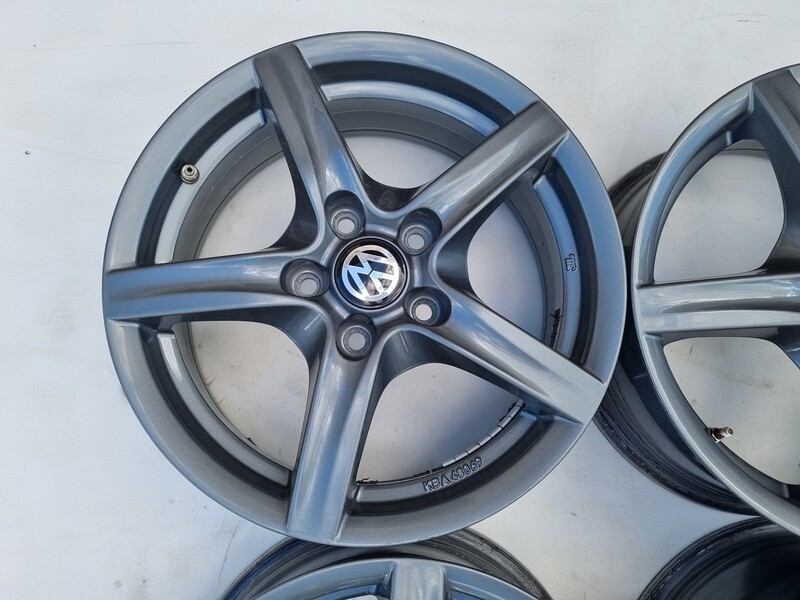 Photo 5 - Volkswagen Golf, Touran Golf light alloy R16 rims