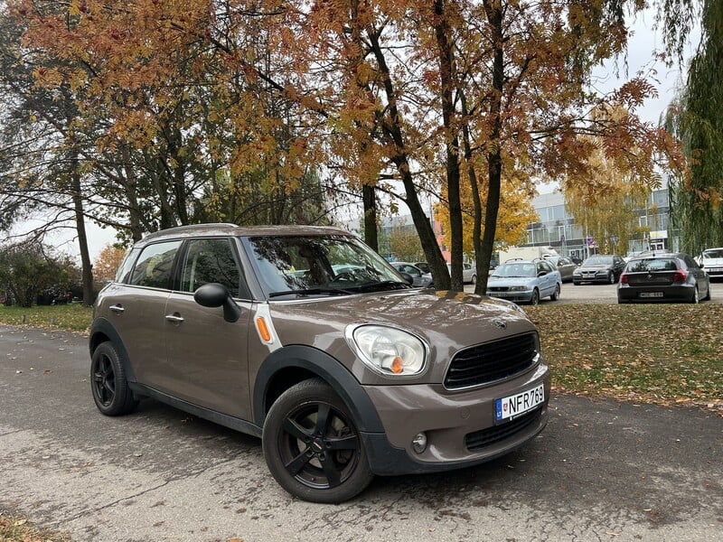 Mini Countryman 2011 y Off-road / Crossover