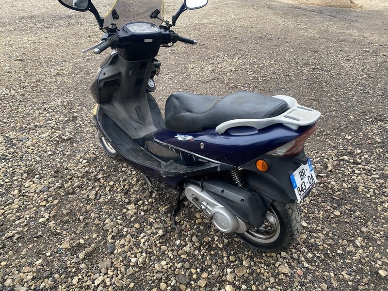 Photo 4 - Kymco Ego 2003 y Scooter / moped