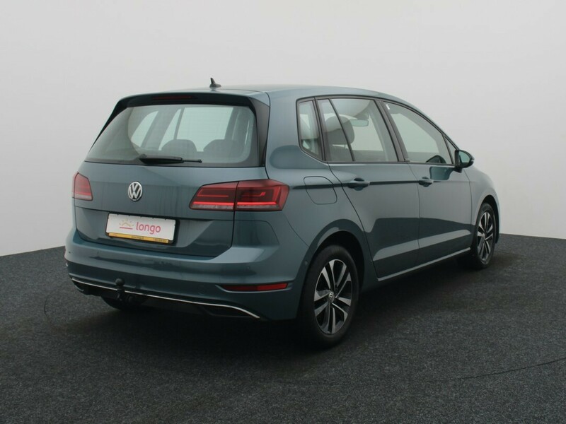 Photo 8 - Volkswagen Golf Sportsvan 2020 y Van