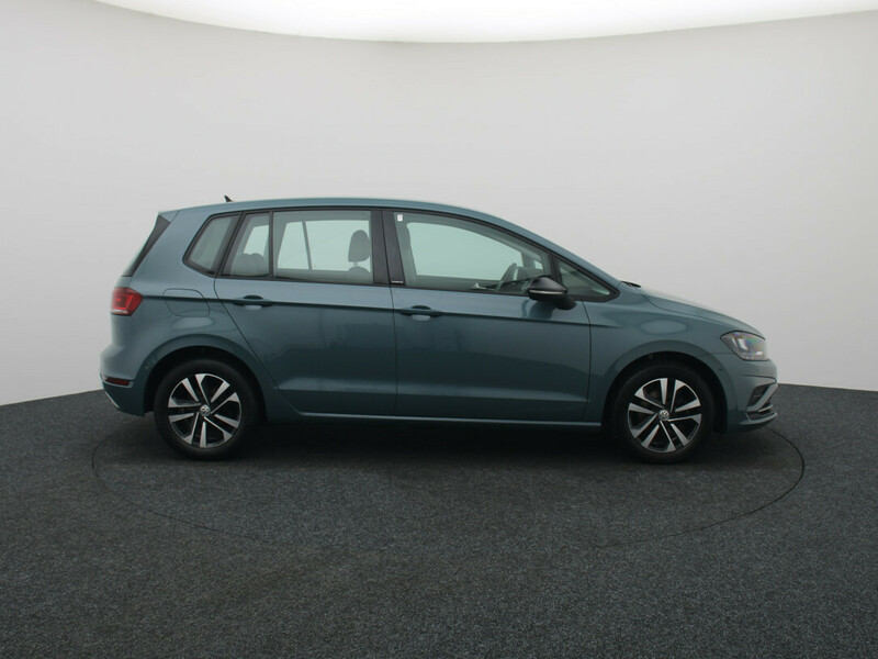 Photo 9 - Volkswagen Golf Sportsvan 2020 y Van