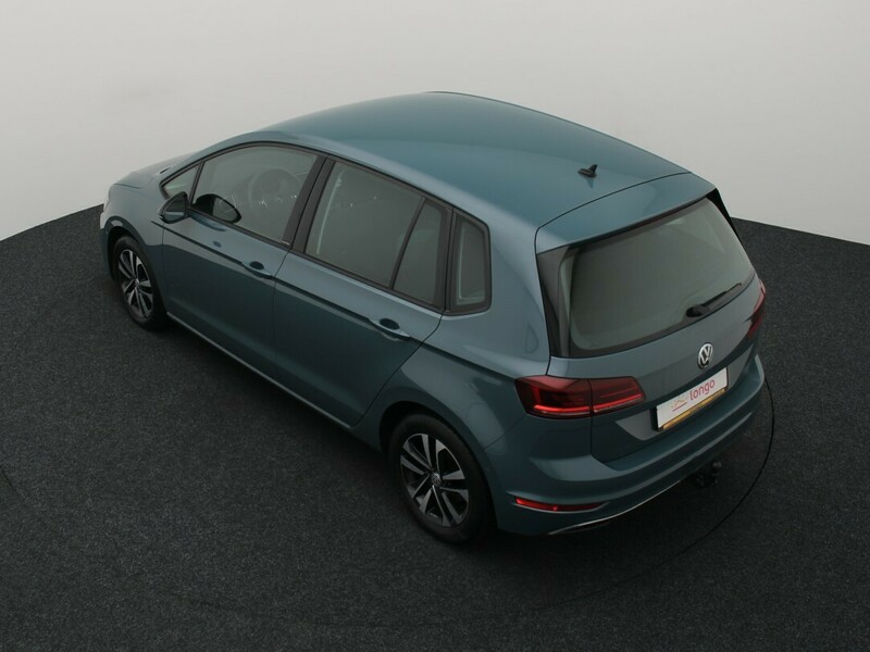 Photo 12 - Volkswagen Golf Sportsvan 2020 y Van