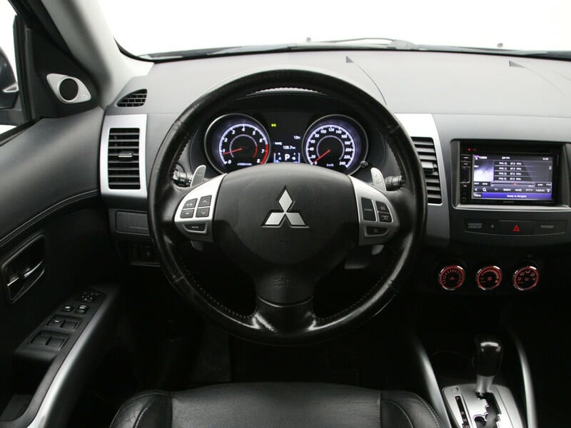 Photo 17 - Mitsubishi Outlander 2012 y Off-road / Crossover