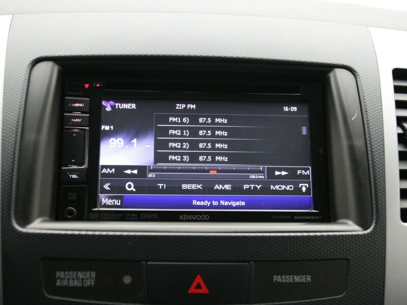 Photo 22 - Mitsubishi Outlander 2012 y Off-road / Crossover