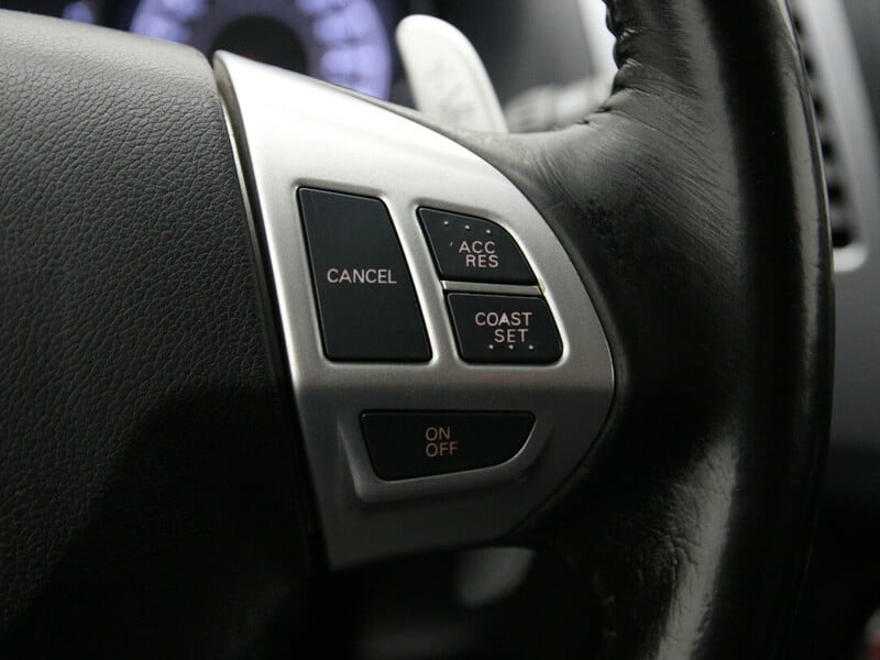 Photo 31 - Mitsubishi Outlander 2012 y Off-road / Crossover