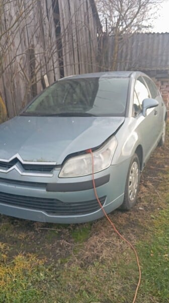 Photo 2 - Citroen C4 2007 y Hatchback