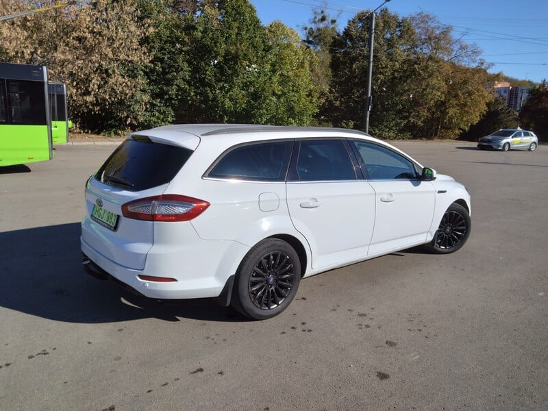 Photo 2 - Ford Mondeo 2012 y Wagon