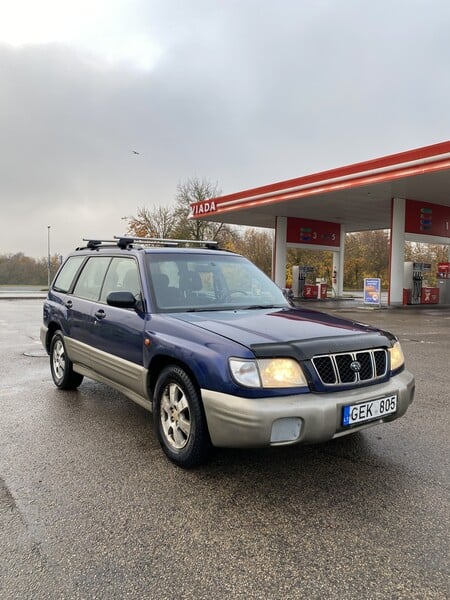 Subaru Forester 2001 y Off-road / Crossover