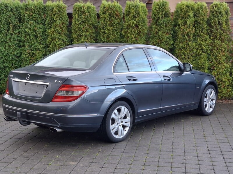 Photo 3 - Mercedes-Benz C 320 2008 y Sedan