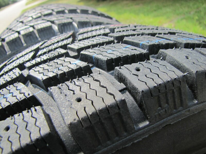 Photo 6 - Agi ARKTIO B-ICE R17 universal tyres passanger car