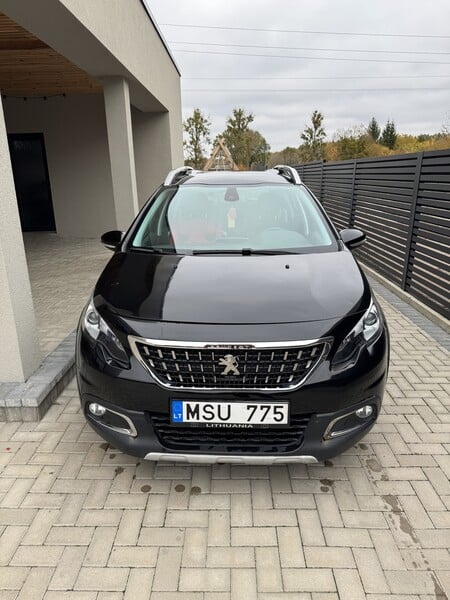 Peugeot 2008 2019 y Off-road / Crossover