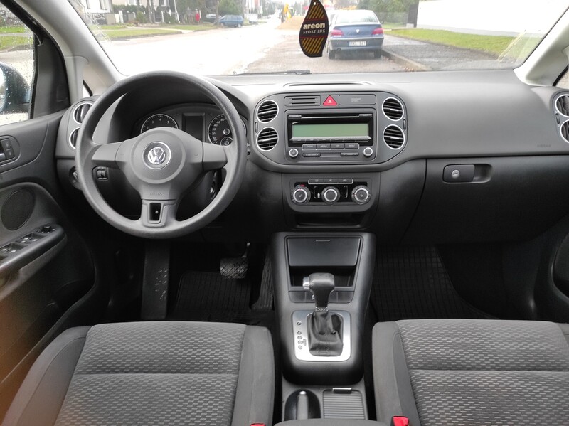 Photo 11 - Volkswagen Golf Plus 2010 y Hatchback