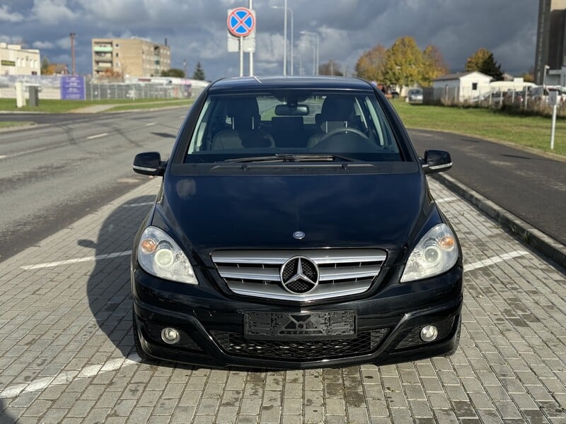 Фотография 2 - Mercedes-Benz B 180 2010 г Минивэн