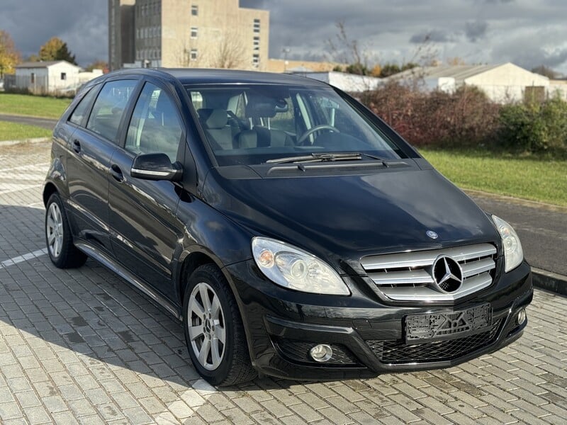 Фотография 3 - Mercedes-Benz B 180 2010 г Минивэн