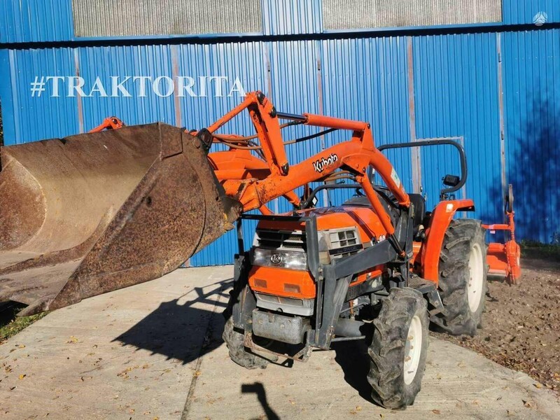 Фотография 4 - Kubota SU FRONTALINIU 23-29 2010 г Трактор