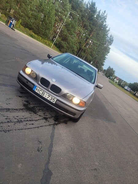 Bmw 525 E39 1999 г