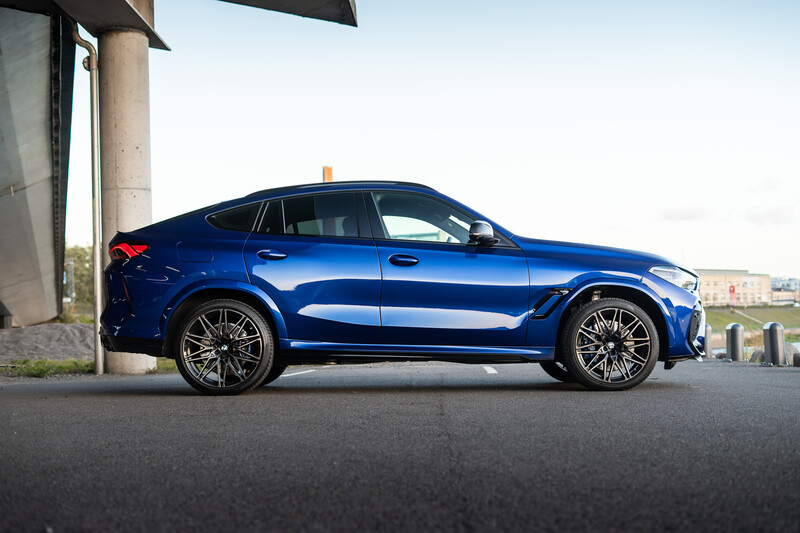 Фотография 4 - Bmw X6M 2022 г Внедорожник / Кроссовер