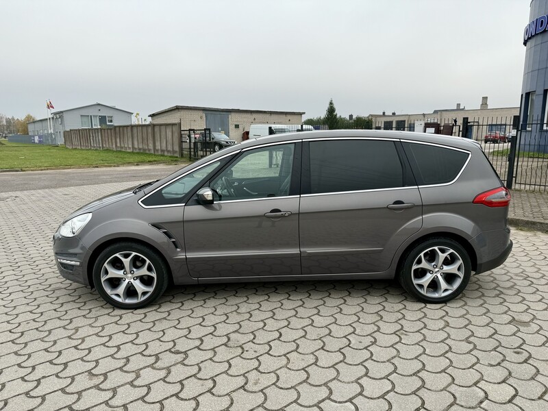 Photo 6 - Ford S-Max 2013 y Van