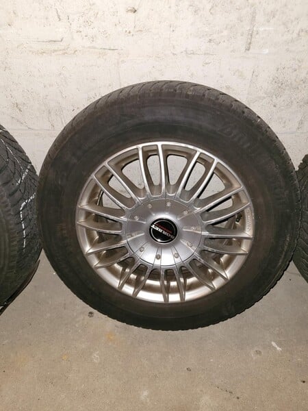 Photo 4 - Borbet Touareg light alloy R17 rims