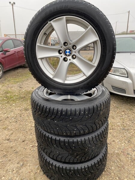 Photo 3 - BMW BMW X5 light alloy R18 rims