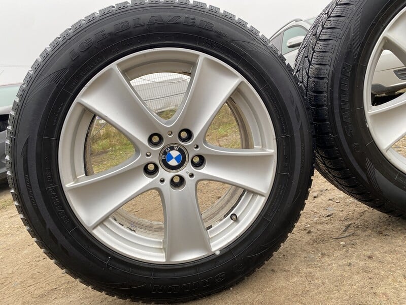 Photo 4 - BMW BMW X5 light alloy R18 rims