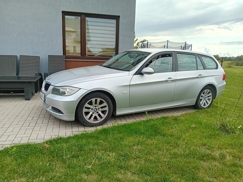 Фотография 5 - Bmw 320 2008 г Универсал