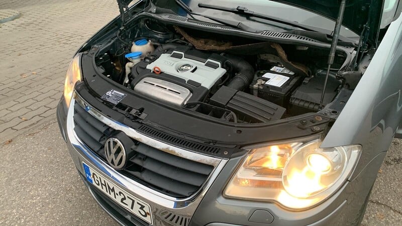 Photo 17 - Volkswagen Touran I 2008 y