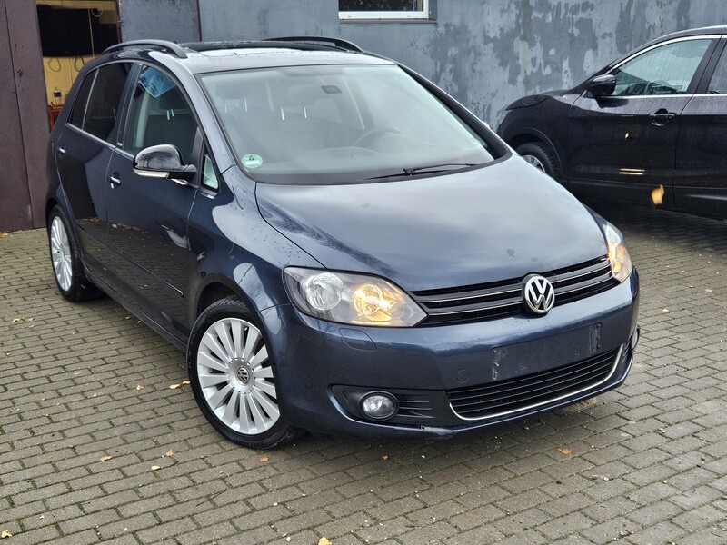 Photo 2 - Volkswagen Golf Plus 2011 y Van