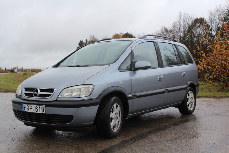 Opel Zafira A 2004 m