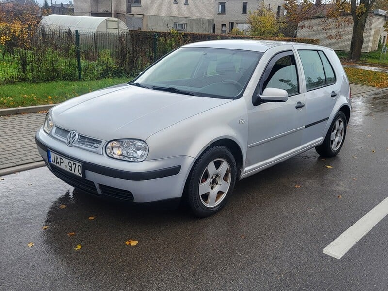 Volkswagen Golf 1998 г Хэтчбек