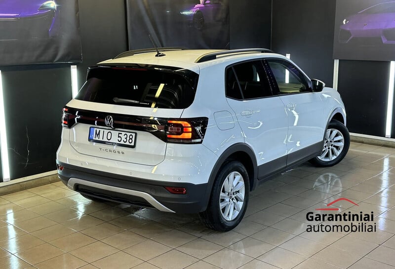 Photo 2 - Volkswagen T-Roc 2022 y Off-road / Crossover