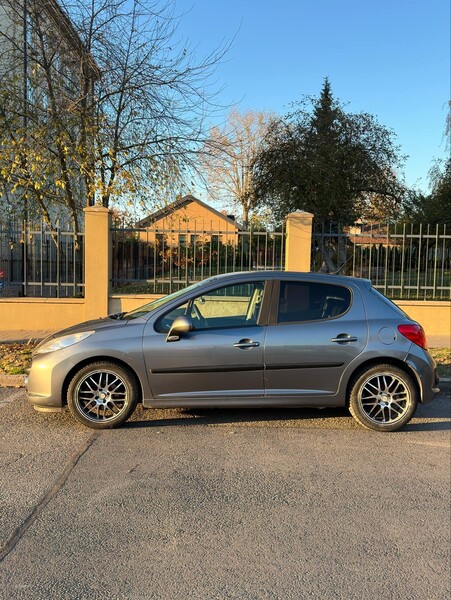 Peugeot 207 2009 y Hatchback