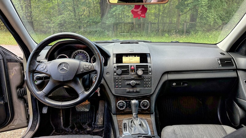 Photo 10 - Mercedes-Benz C 180 W204 2008 y