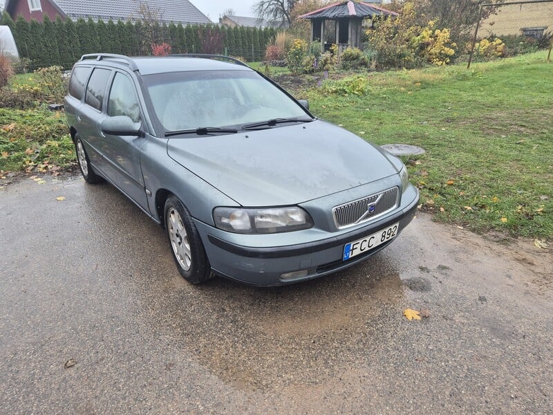 Volvo V70 II TDI 2001 y