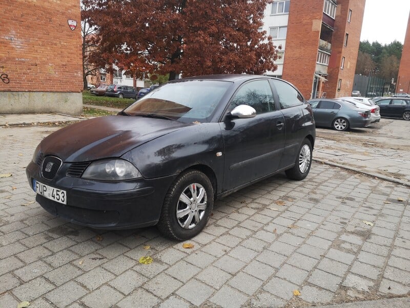 Seat Ibiza 2006 г Хэтчбек